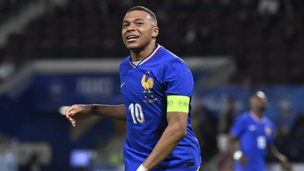 Kylian Mbappe, 1 trong  11 Cầu Thủ Euro 2024, vẫn còn thiếu chức vô địch Euro trong màu áo tuyển Pháp. 