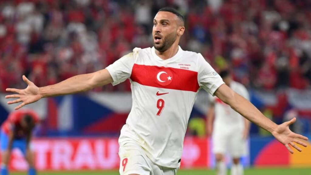 Cenk Tosun tỏa sáng với bàn thắng ở những phút cuối trận đấu Séc 1-2 Thổ Nhĩ Kỳ bảng E Euro 2024 