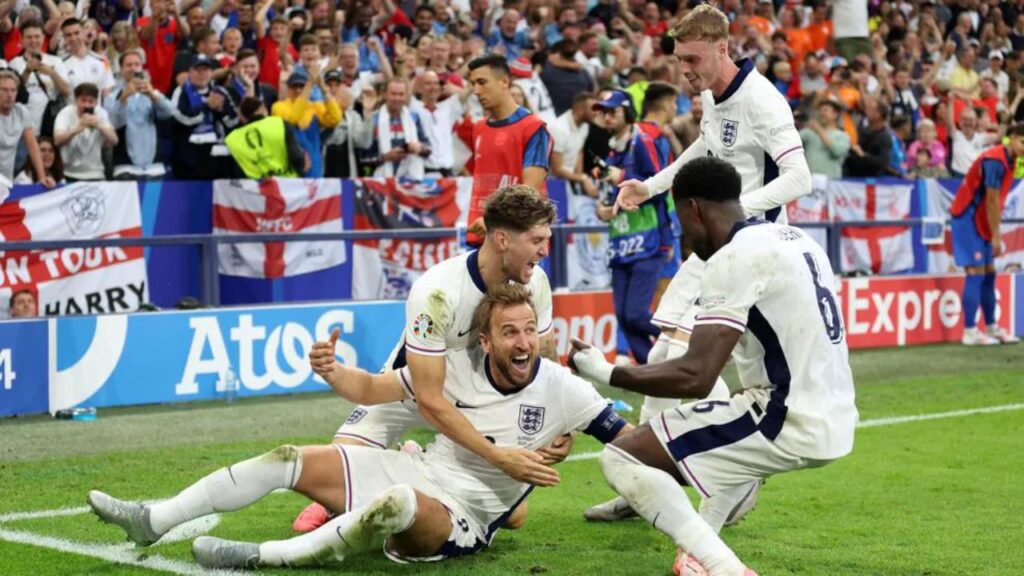 Harry Kane tỏa sáng giúp đội tuyển Anh lội ngược dòng thành công trước Slovakia, trận đấu Anh 2-1 Slovakia